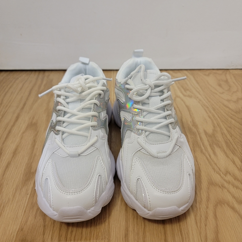 Women's white Chunky sneaker size 7